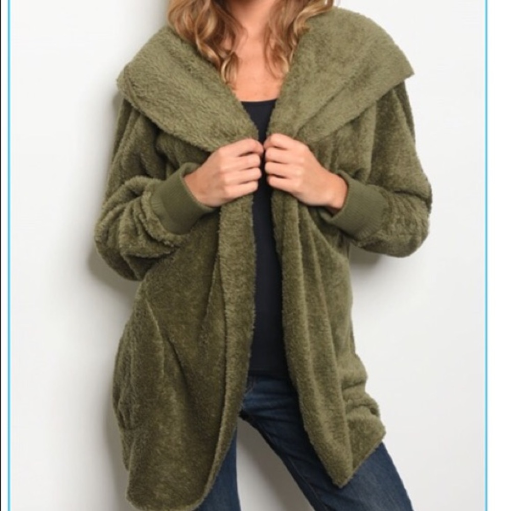 ✨LAST ONE✨Olive green Sherpa hooded jacket - Picture 5 of 6